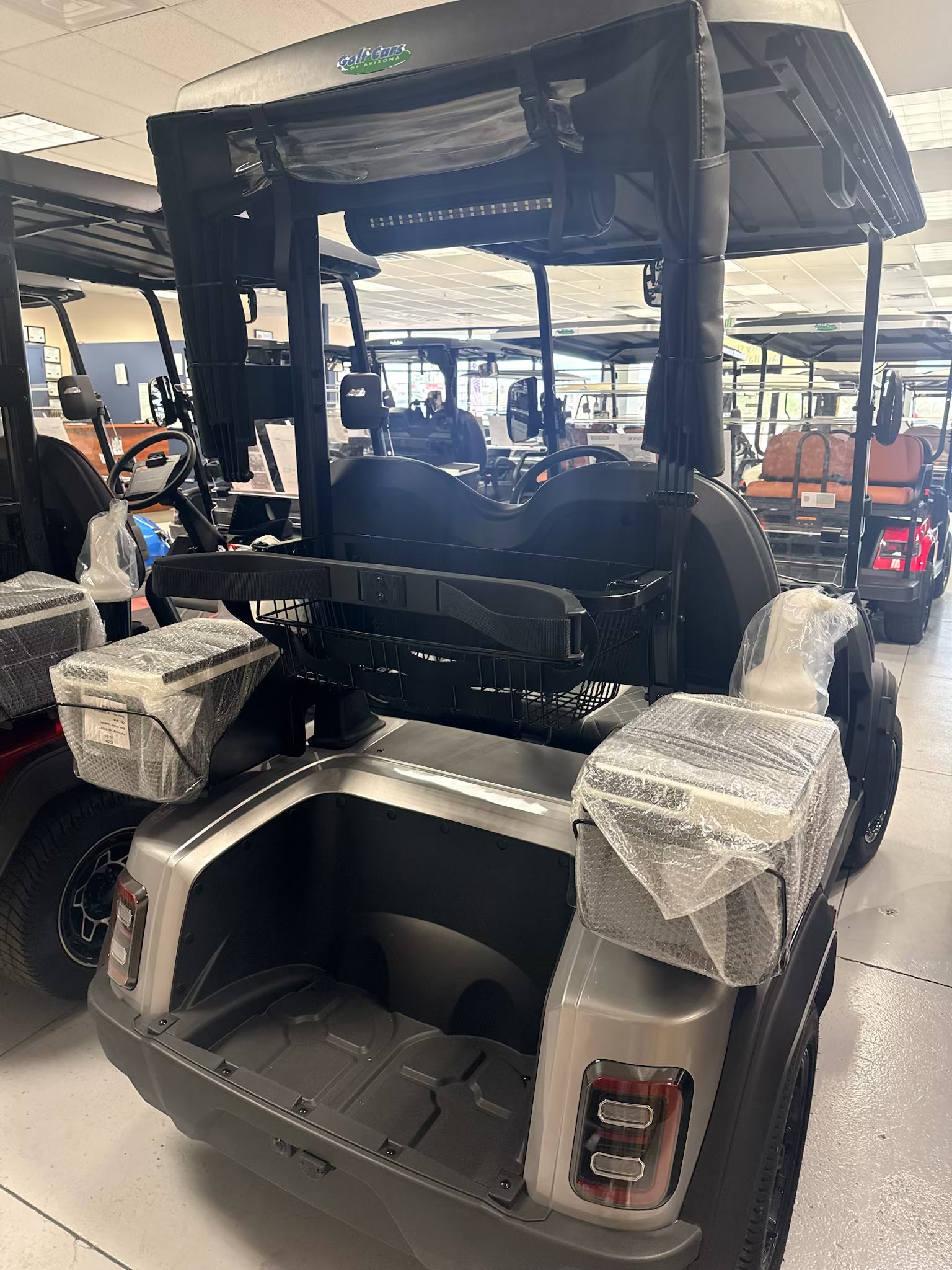 2027 Icon i20x golf cart