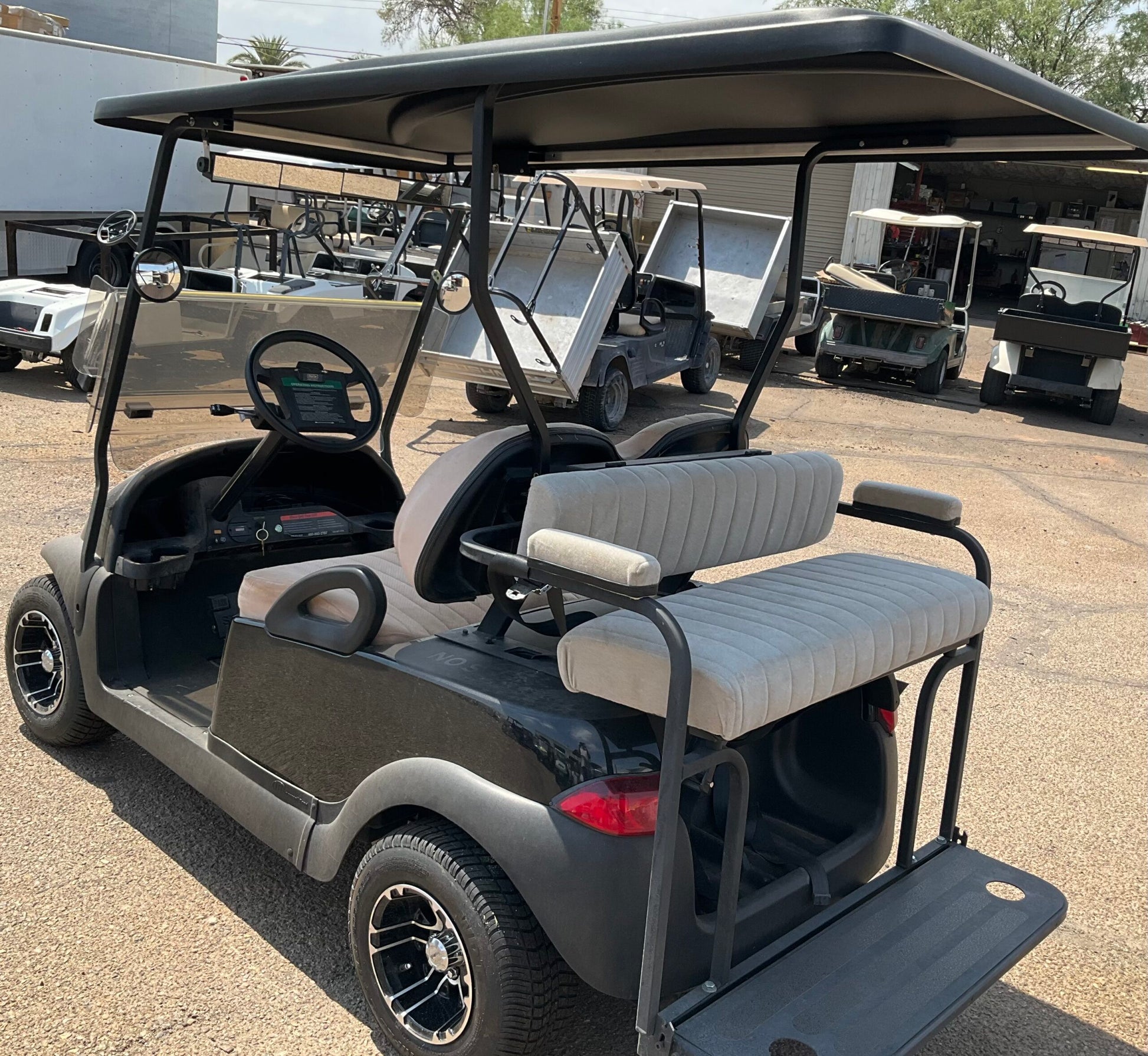 2010 Club Car Precedent 48V – 4 Passenger image 4