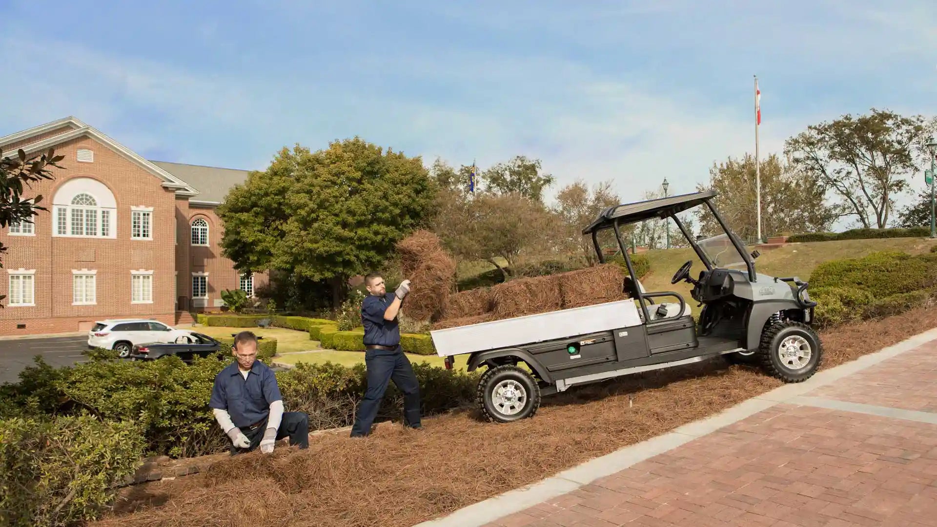 Carryall 1500 4WD - Club Car image 2
