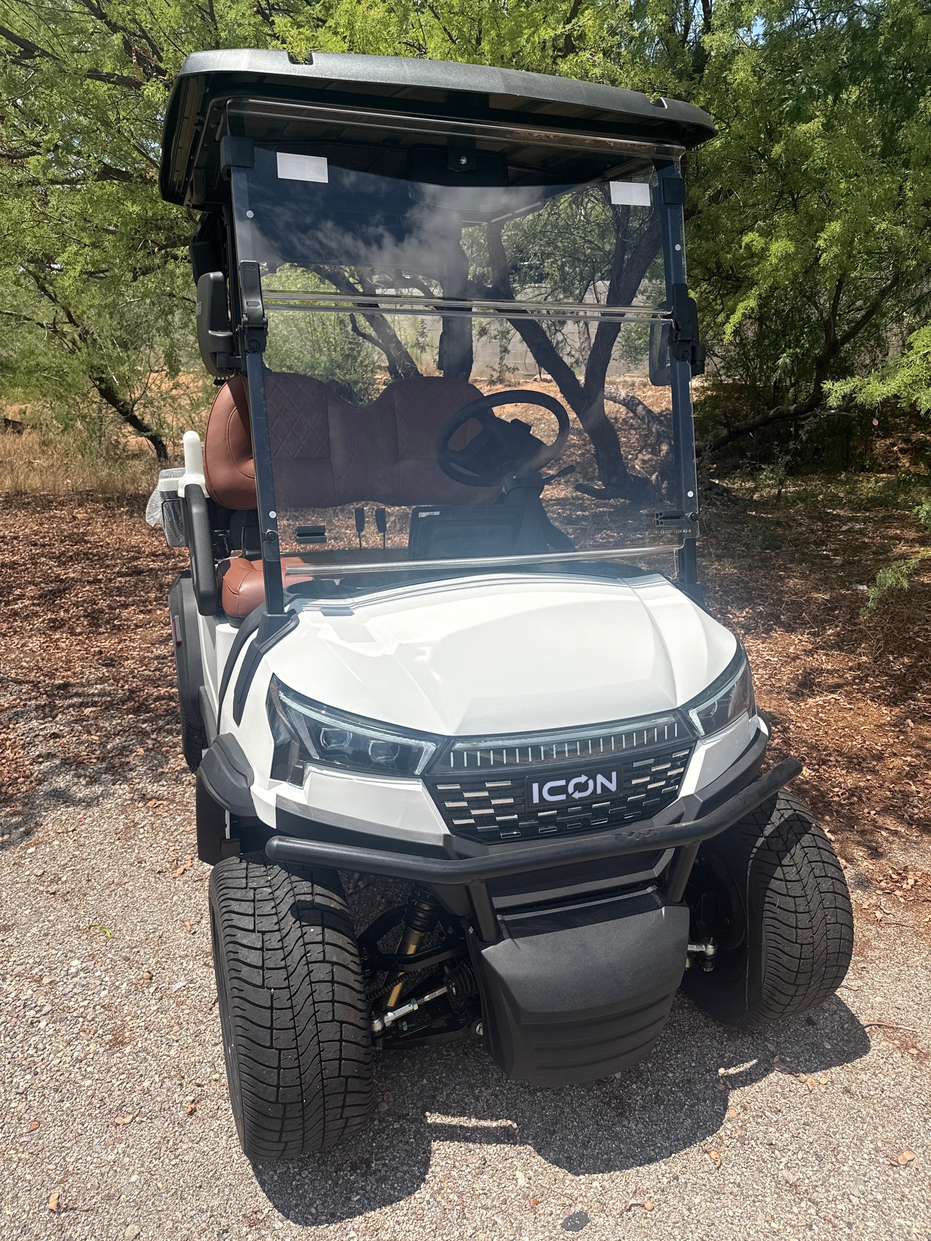 2026 ICON i20X White 2 Passenger Golf Cart