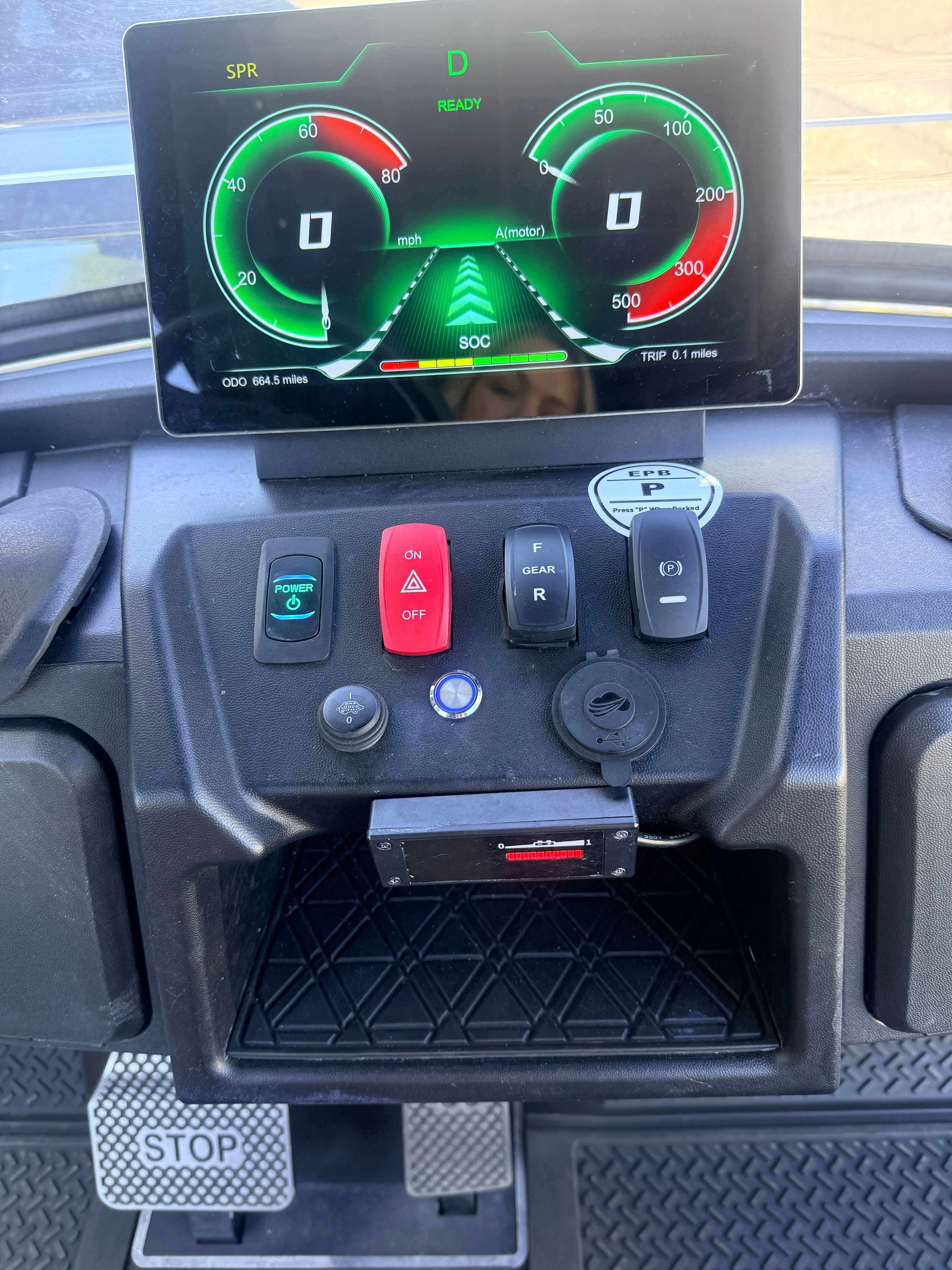 2026 Advanced EV Golf Cart – Gently Used – $9,995