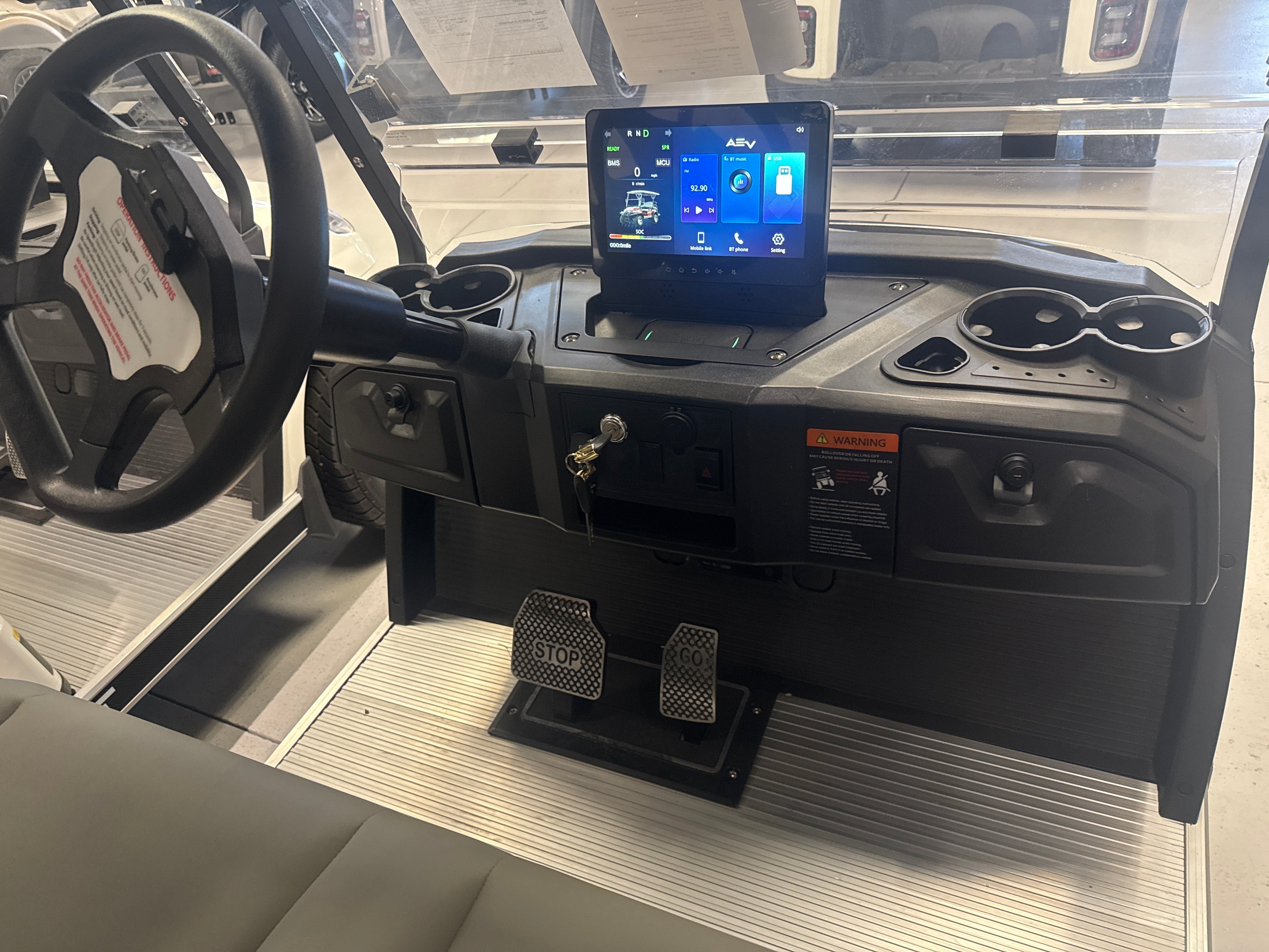 Advanced EV 4P AEV BLACK
