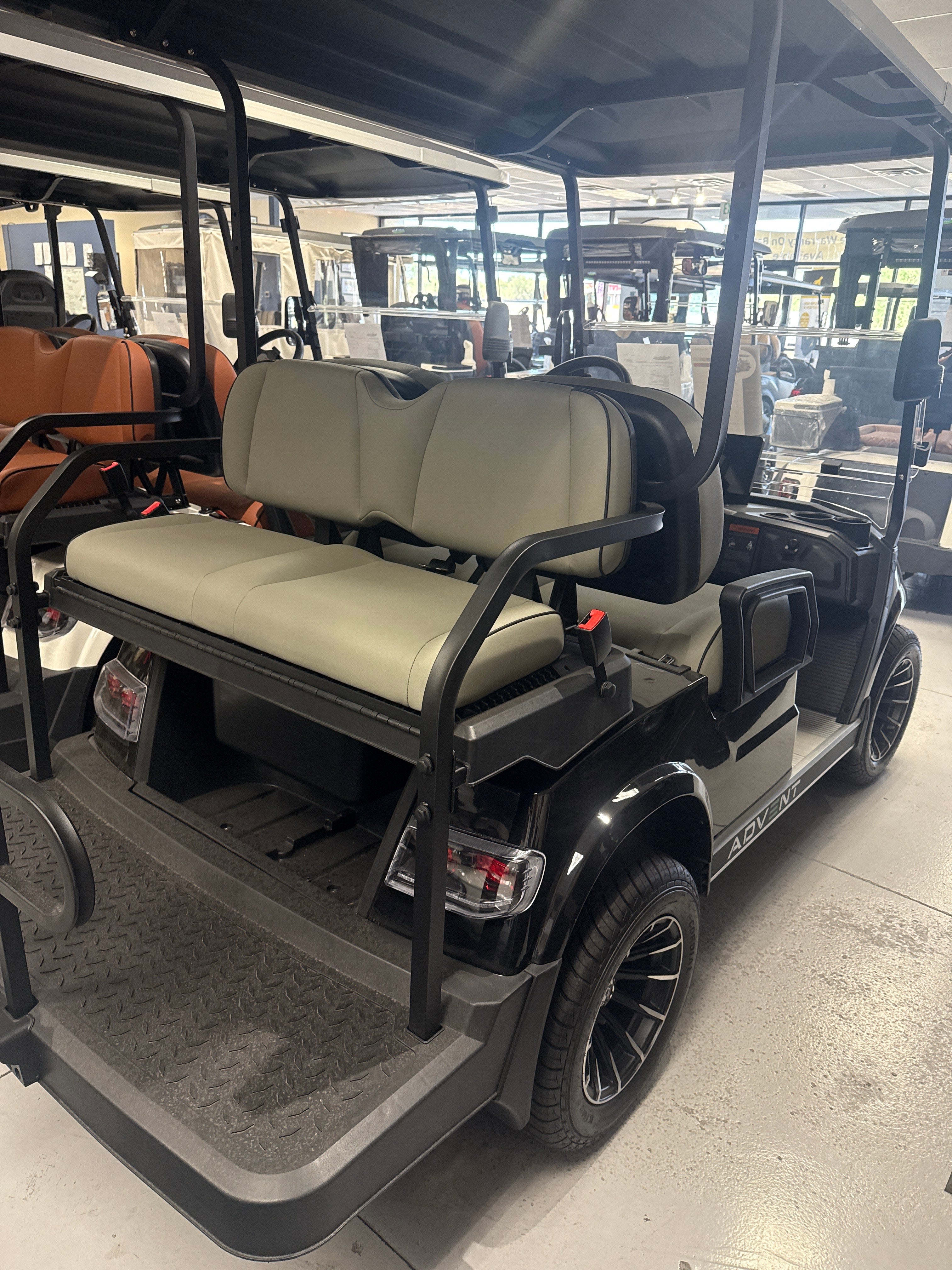 Advanced EV 4P AEV BLACK