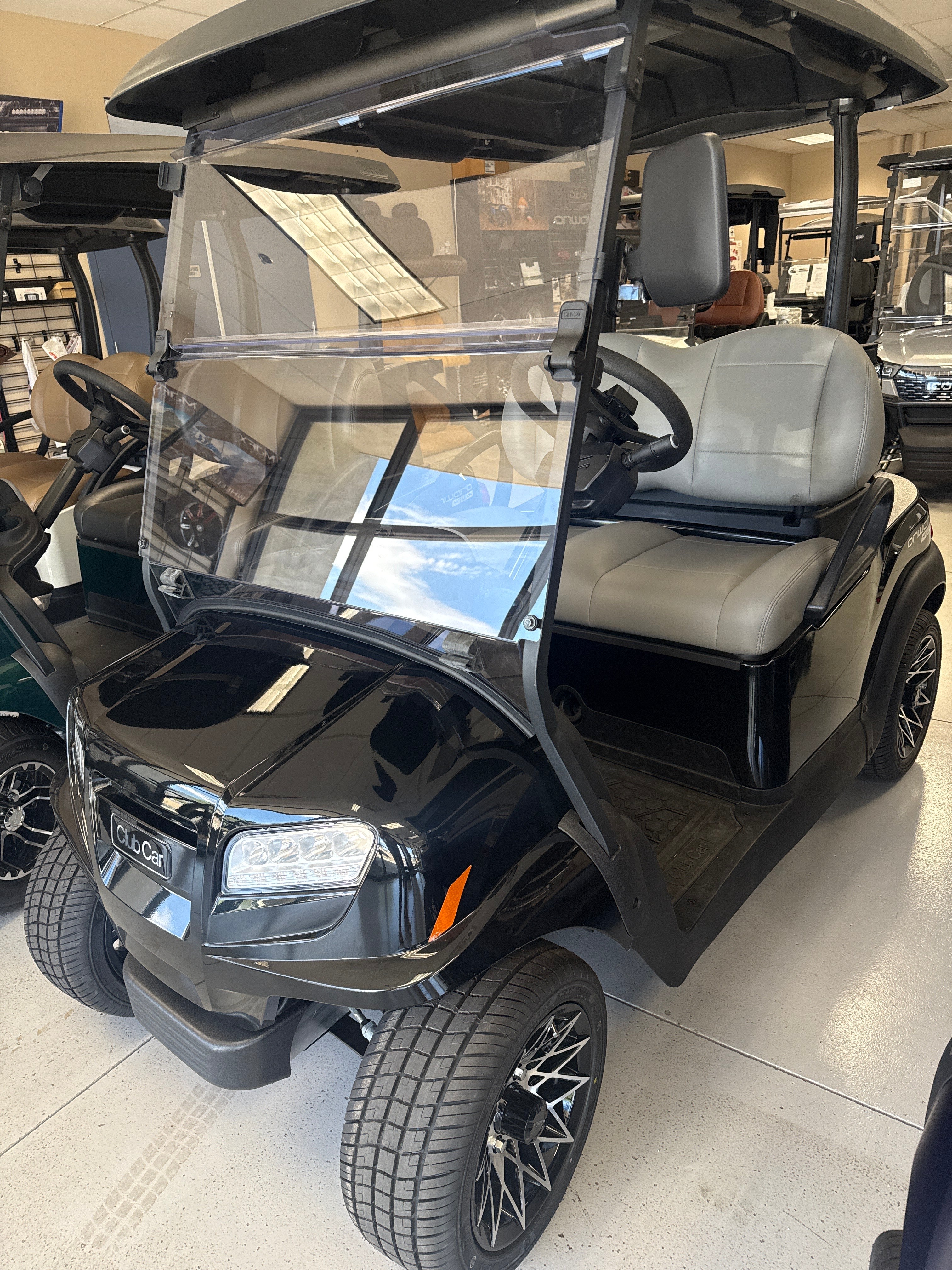 2027 Onward Premium Black
