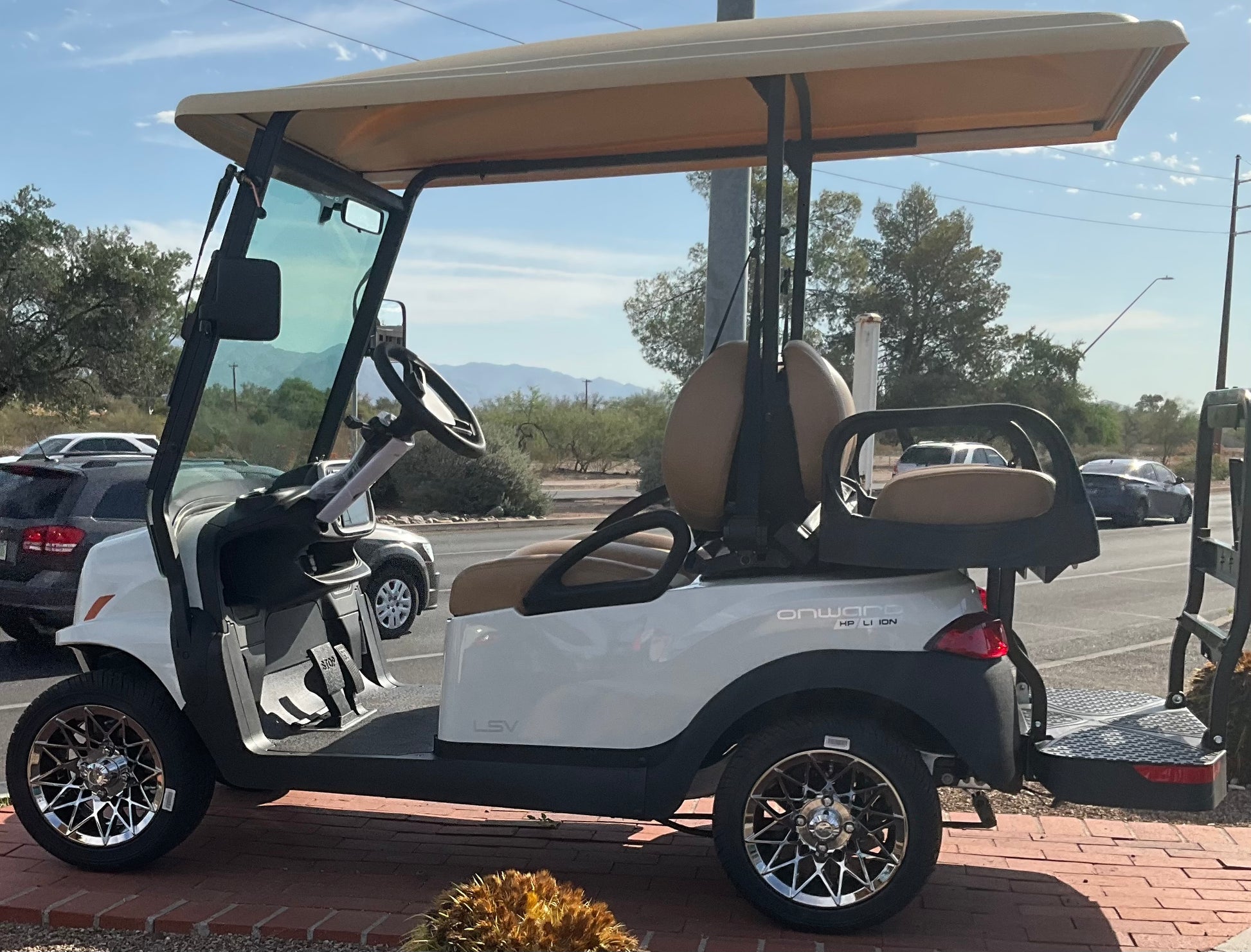 2026 Club Car LSV 4 Passenger White image 1