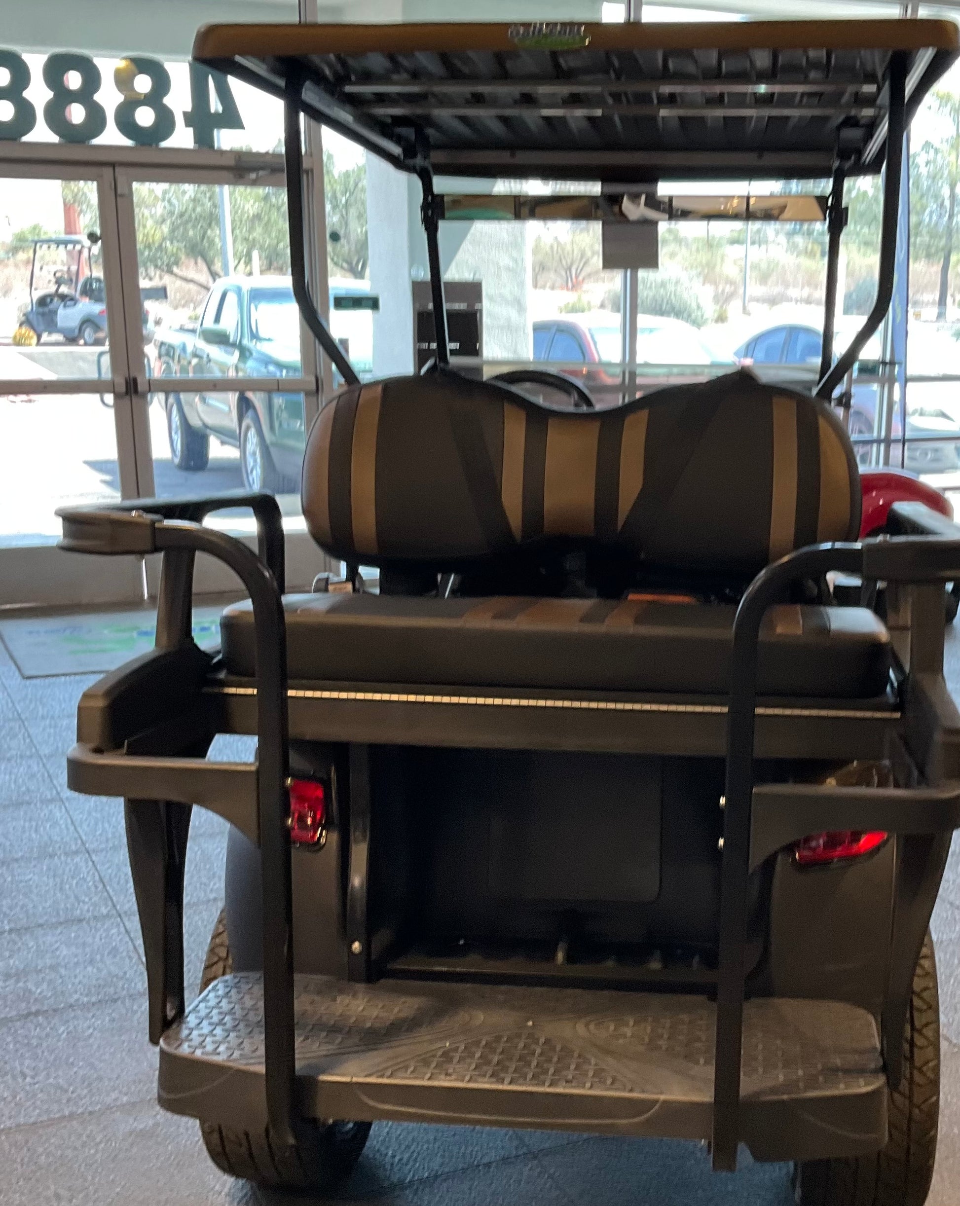 2025 Remanufactured Club Car Precedent 4 Passenger NEV image 2