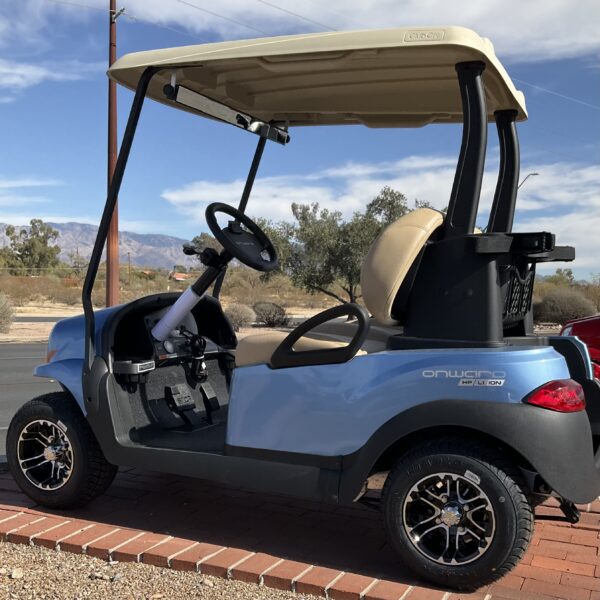 2025 CLUB CAR ONWARD LITHIUM – ICE BLUE - Image 2